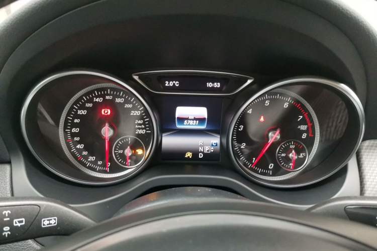 Used Mercedes-Benz GLA 2017 GLA 220 4MATIC Fashion Model Instrument Cluster