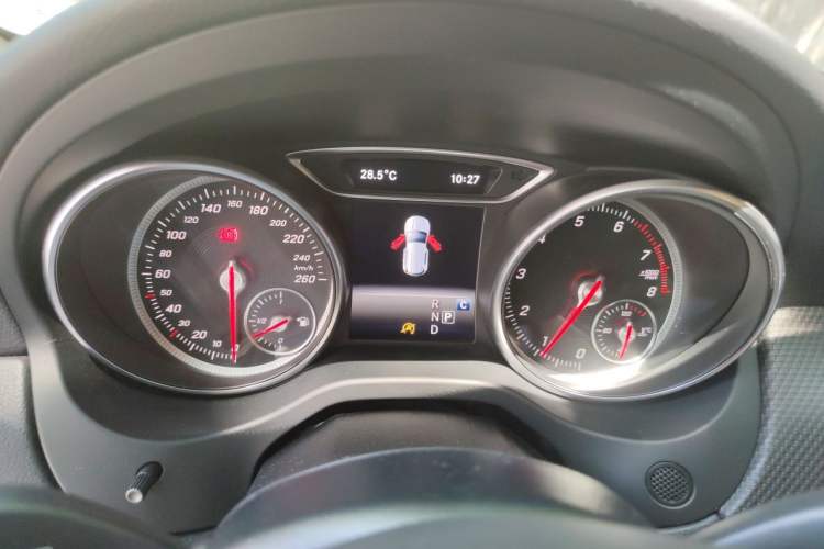 Used Mercedes-Benz GLA 2017 GLA 200 Fashion Model Instrument Cluster