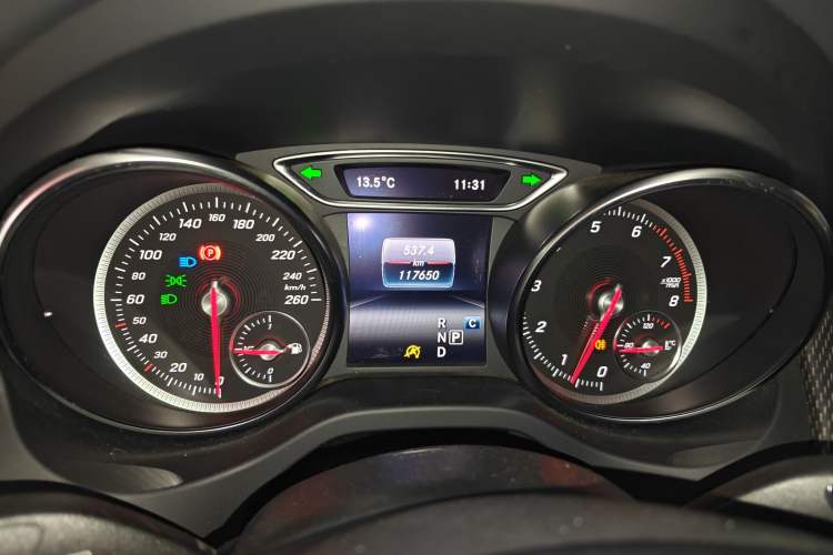 Used Mercedes-Benz GLA 2017 GLA 200 Fashion Model Instrument Cluster