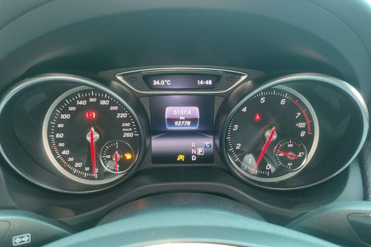 Used Mercedes-Benz GLA 2017 GLA 200 Fashion Model Instrument Cluster