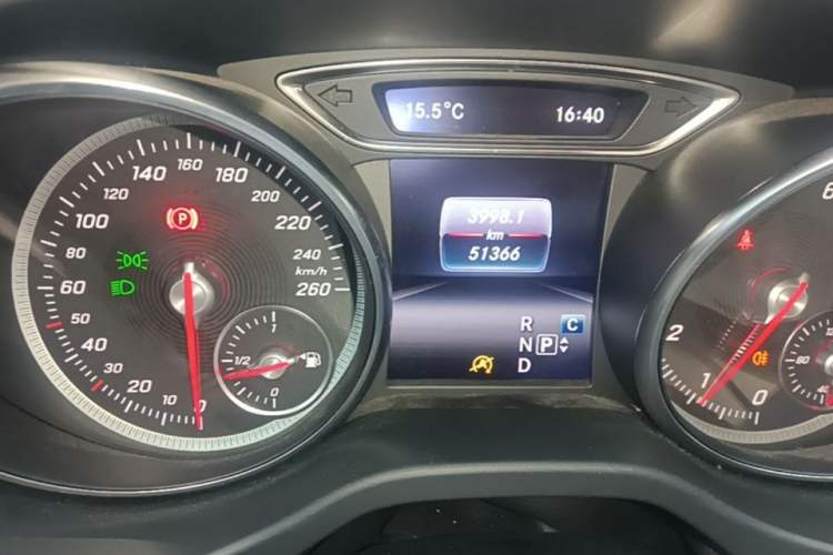 Used Mercedes-Benz GLA 2017 GLA 200 Sport Edition Instrument Cluster