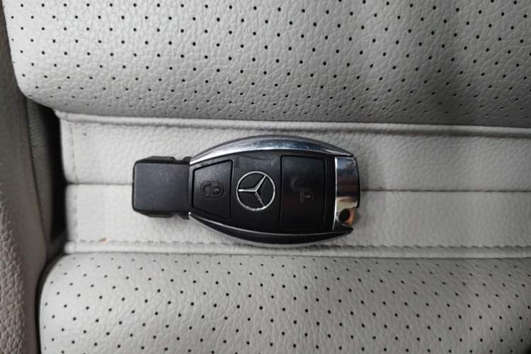Used Mercedes-Benz GLA 2017 GLA 220 4MATIC Fashion Model Interior 1