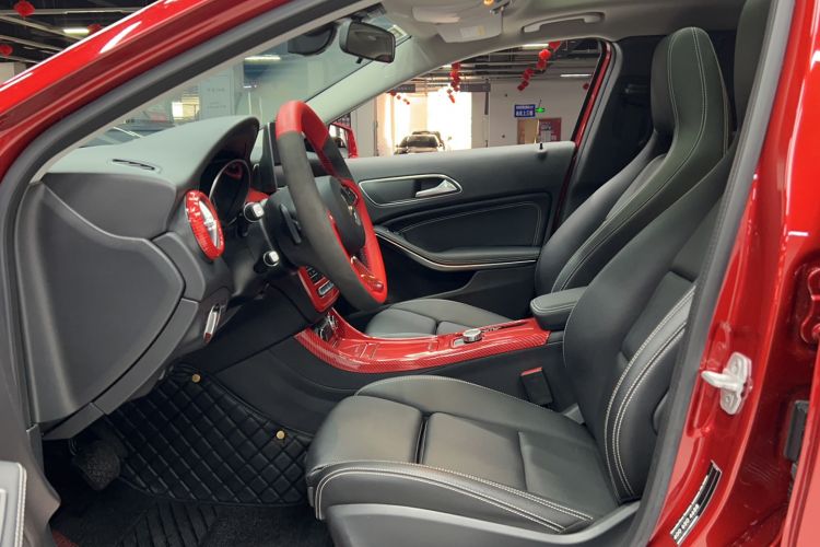 Used Mercedes-Benz GLA 2017 GLA 200 Sport Edition Interior 1