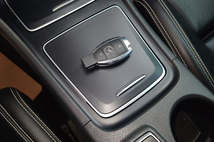 Used Mercedes-Benz GLA 2017 GLA 200 Sport Edition Interior 1