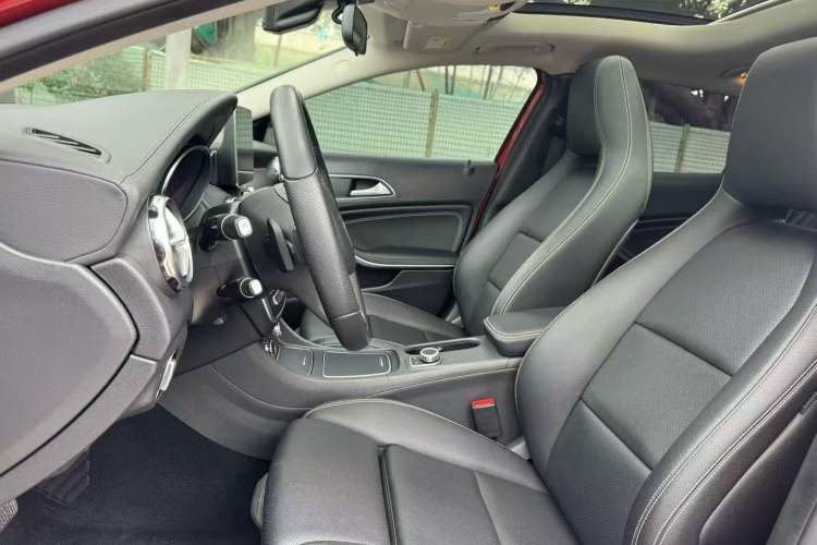 Used Mercedes-Benz GLA 2017 GLA 200 Fashion Model Interior 5
