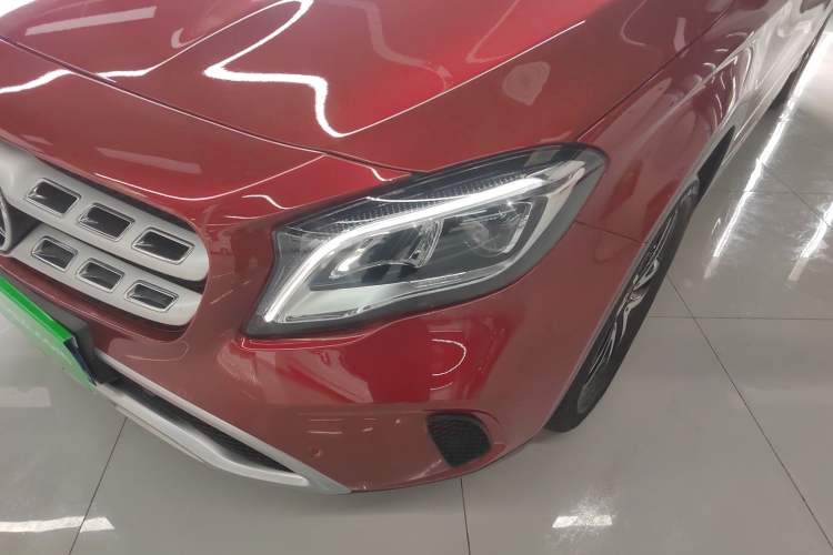 Used Mercedes-Benz GLA 2017 GLA 200 Fashion Model Left Front Headlight