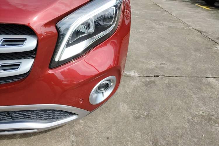 Used Mercedes-Benz GLA 2017 GLA 220 4MATIC Luxury Model Left Front Headlight