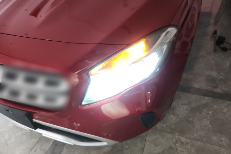 Used Mercedes-Benz GLA 2017 GLA 200 Sport Edition Left Front Headlight