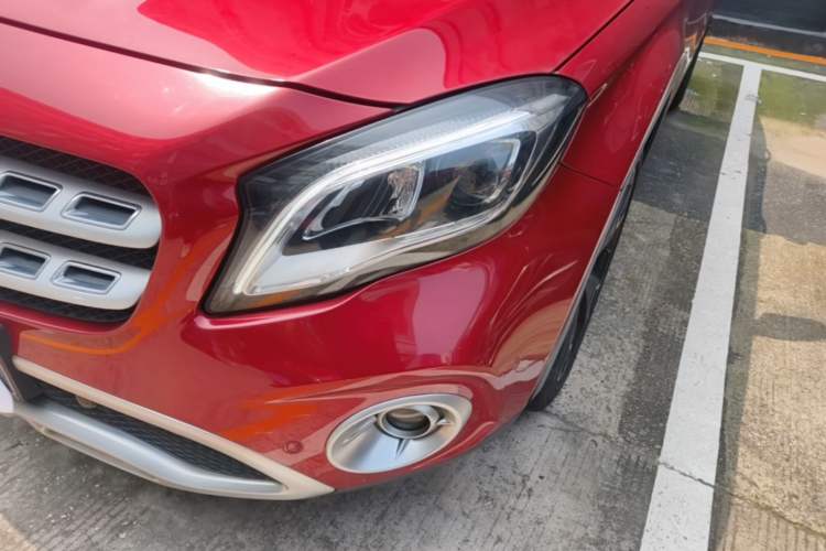 Used Mercedes-Benz GLA 2017 GLA 220 4MATIC Fashion Model Left Front Headlight