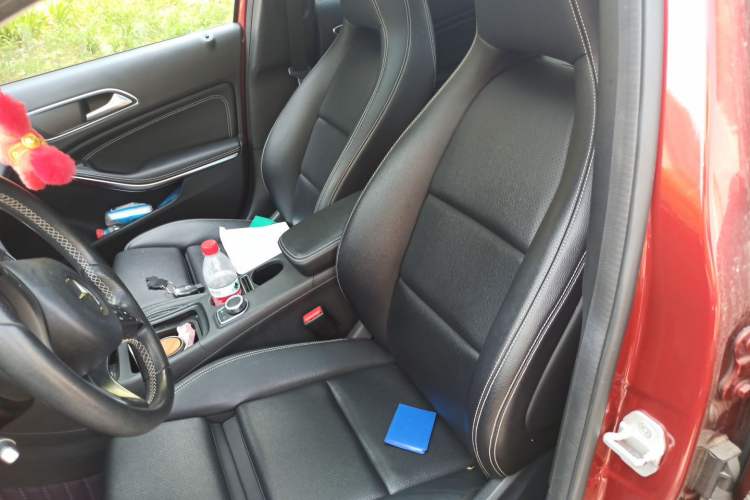Used Mercedes-Benz GLA 2017 GLA 200 Fashion Model Left Front Seat