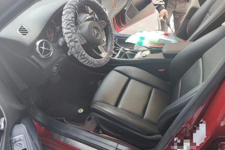 Used Mercedes-Benz GLA 2017 GLA 200 Fashion Model Left Front Seat