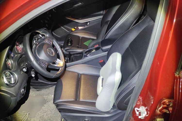 Used Mercedes-Benz GLA 2017 GLA 200 Sport Edition Left Front Seat