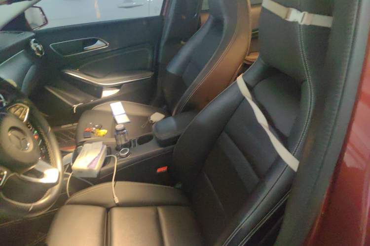 Used Mercedes-Benz GLA 2017 GLA 200 Fashion Model Left Front Seat