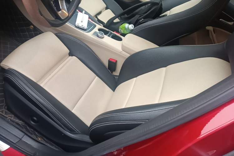 Used Mercedes-Benz GLA 2017 GLA 200 Sport Edition Left Front Seat