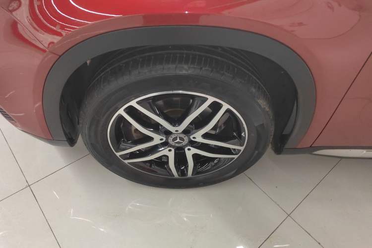 Used Mercedes-Benz GLA 2017 GLA 200 Fashion Model Left Front Wheel Hub