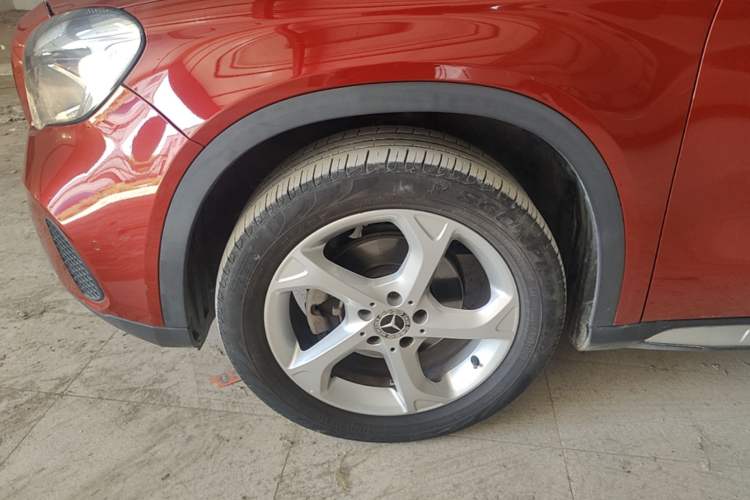 Used Mercedes-Benz GLA 2017 GLA 200 Sport Edition Left Front Wheel Hub