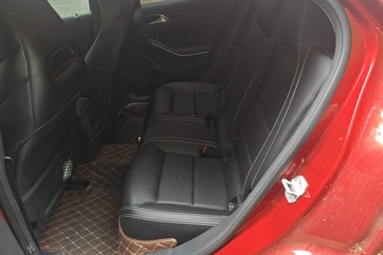 Used Mercedes-Benz GLA 2017 GLA 200 Sport Edition Left Rear Seat