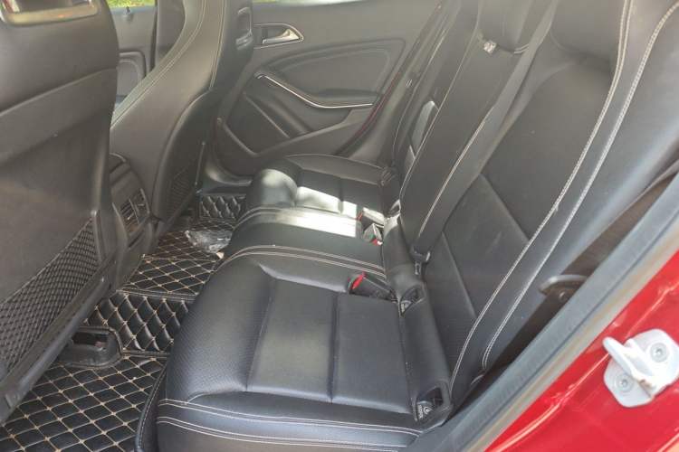 Used Mercedes-Benz GLA 2017 GLA 200 Sport Edition Left Rear Seat