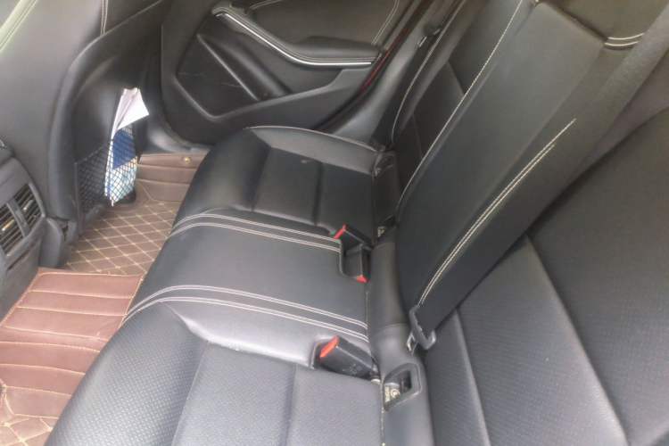 Used Mercedes-Benz GLA 2017 GLA 200 Sport Edition Left Rear Seat