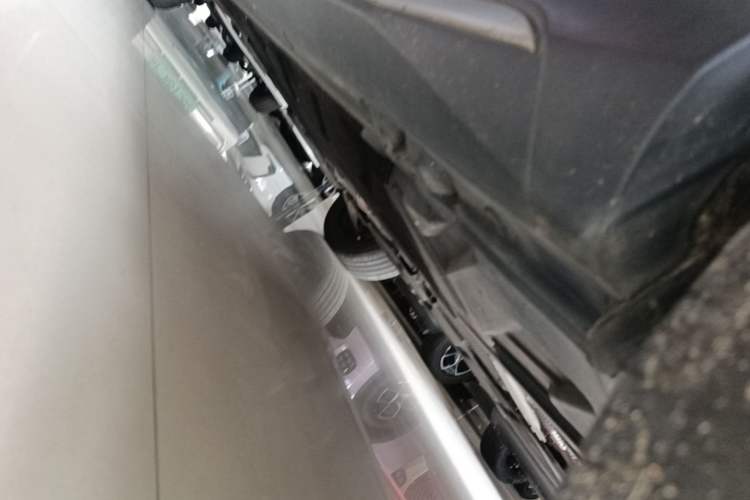 Used Mercedes-Benz GLA 2017 GLA 200 Fashion Model Left Side Sill