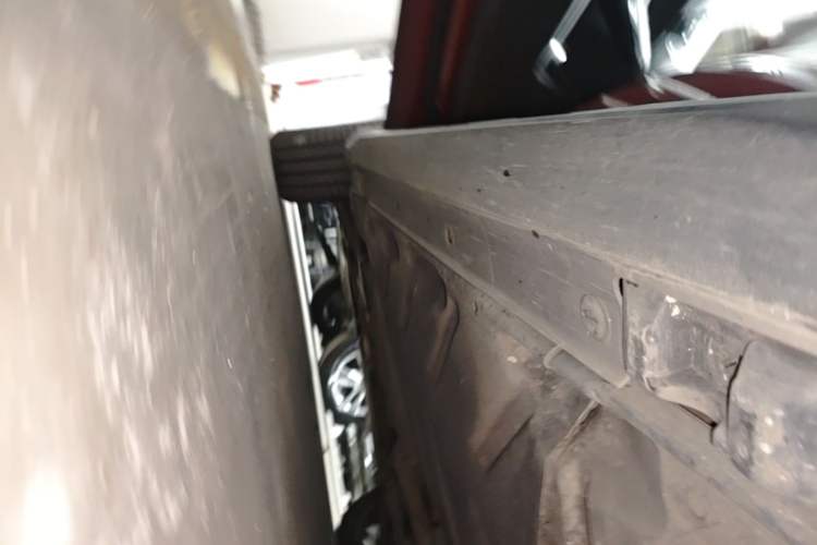 Used Mercedes-Benz GLA 2017 GLA 200 Fashion Model Left Side Sill