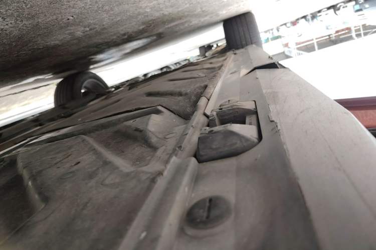 Used Mercedes-Benz GLA 2017 GLA 220 4MATIC Luxury Model Left Side Sill