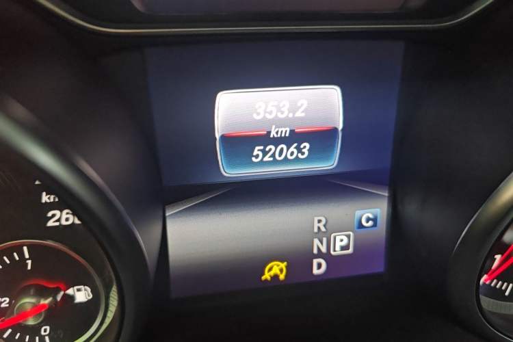 Used Mercedes-Benz GLA 2017 GLA 200 Sport Edition Odometer Close Up