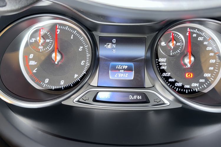 Used Mercedes-Benz GLA 2017 GLA 220 4MATIC Luxury Model Odometer Close Up