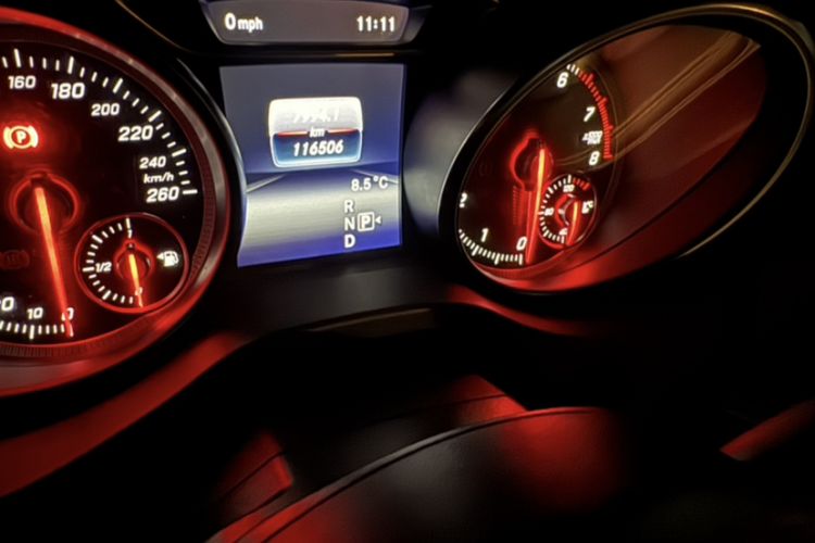 Used Mercedes-Benz GLA 2017 GLA 200 Sport Edition Odometer Close Up