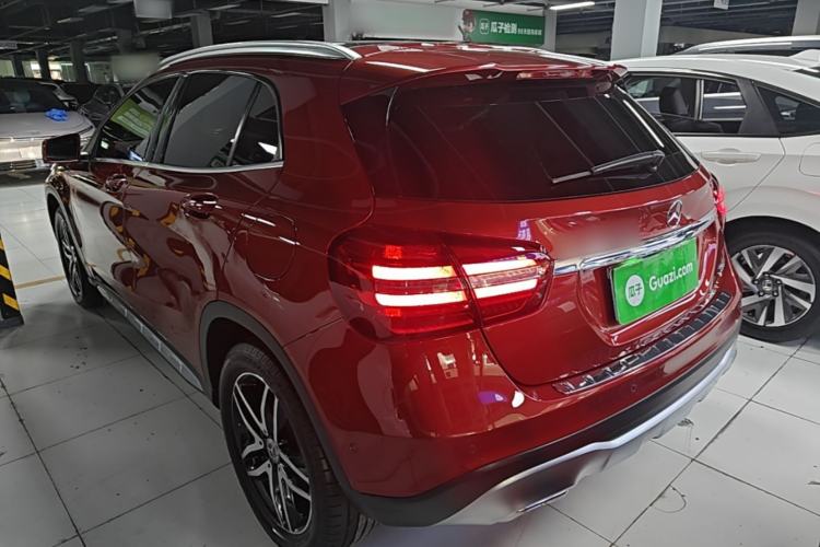 Used Mercedes-Benz GLA 2017 GLA 200 Fashion Model Rear Left 45 Deg