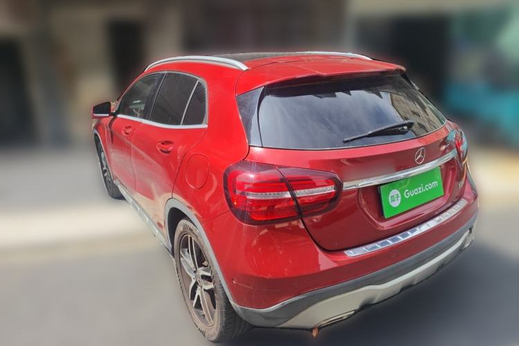Used Mercedes-Benz GLA 2017 GLA 200 Fashion Model Rear Left 45 Deg