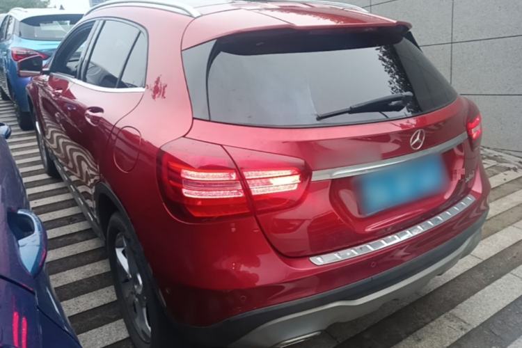 Used Mercedes-Benz GLA 2017 GLA 200 Sport Edition Rear Left 45 Deg