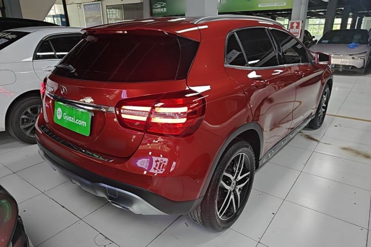 Used Mercedes-Benz GLA 2017 GLA 200 Fashion Model Rear Right 45 Deg