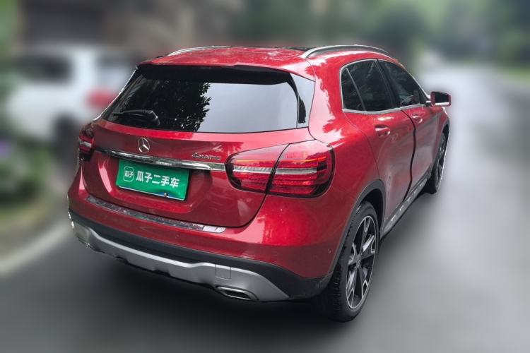 Used Mercedes-Benz GLA 2017 GLA 220 4MATIC Fashion Model Rear Right 45 Deg