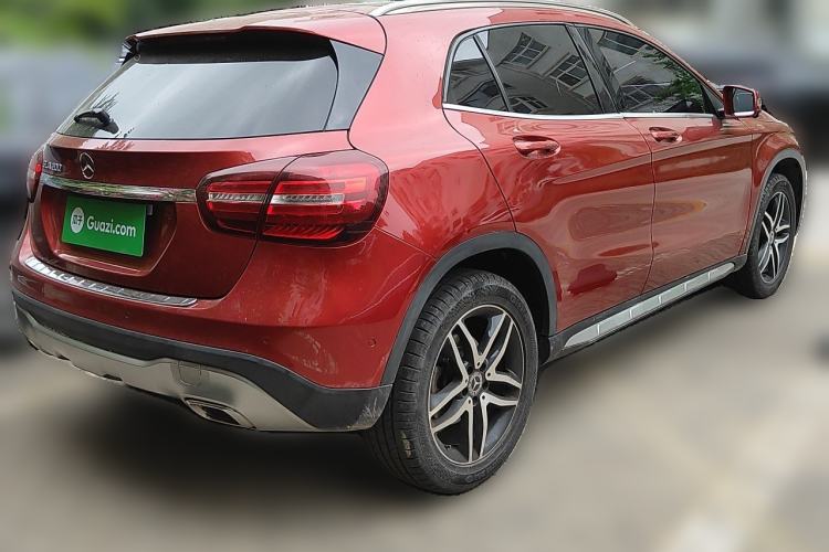 Used Mercedes-Benz GLA 2017 GLA 200 Fashion Model Rear Right 45 Deg