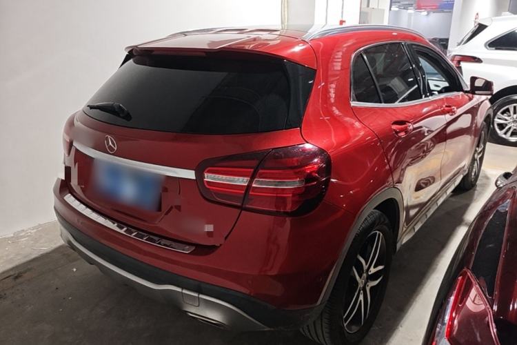 Used Mercedes-Benz GLA 2017 GLA 200 Fashion Model Rear Right 45 Deg