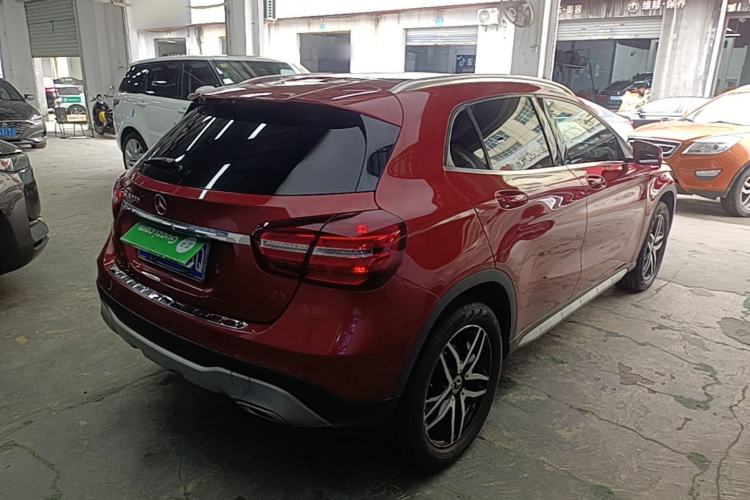 Used Mercedes-Benz GLA 2017 GLA 200 Fashion Model Rear Right 45 Deg