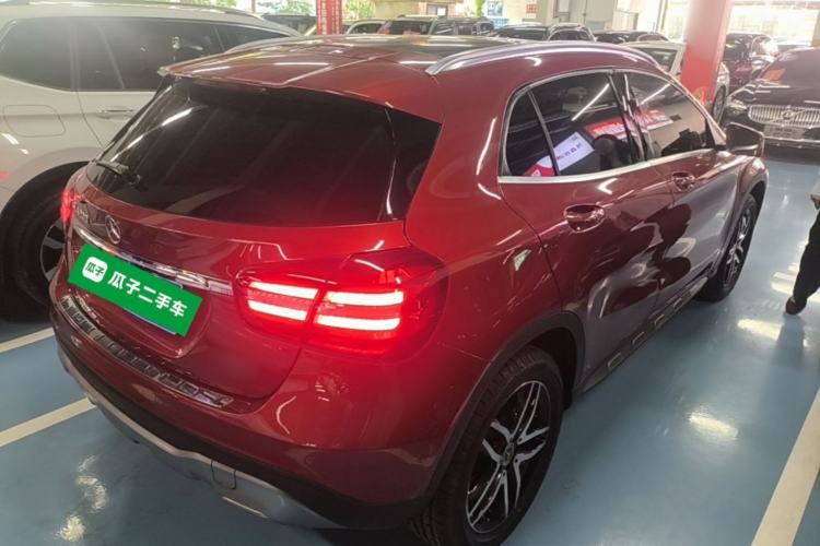 Used Mercedes-Benz GLA 2017 GLA 200 Fashion Model Rear Right 45 Deg