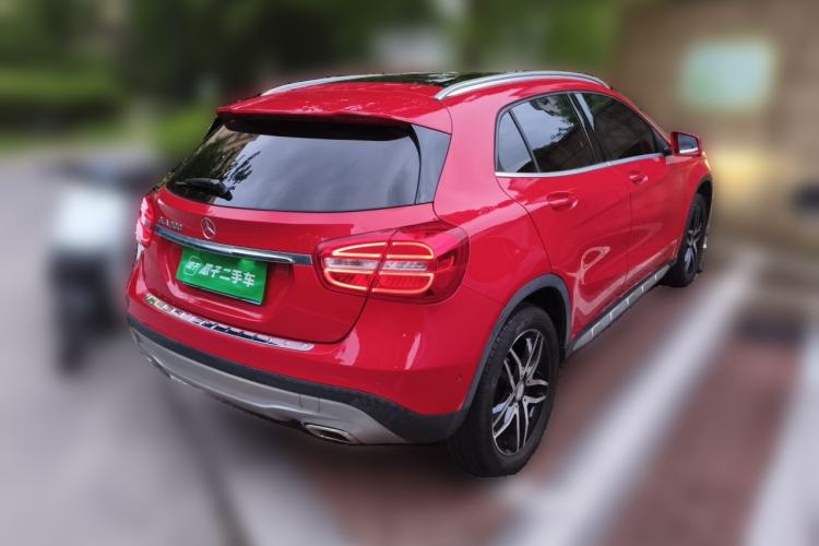 Used Mercedes-Benz GLA 2017 GLA 200 Fashion Model Rear Right 45 Deg