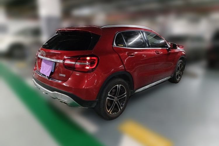 Used Mercedes-Benz GLA 2017 GLA 200 Fashion Model Rear Right 45 Deg