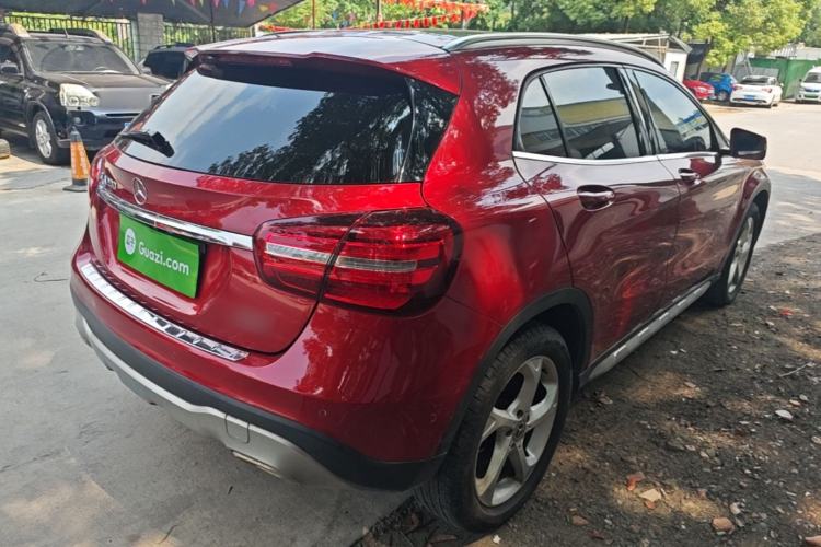 Used Mercedes-Benz GLA 2017 GLA 200 Sport Edition Rear Right 45 Deg