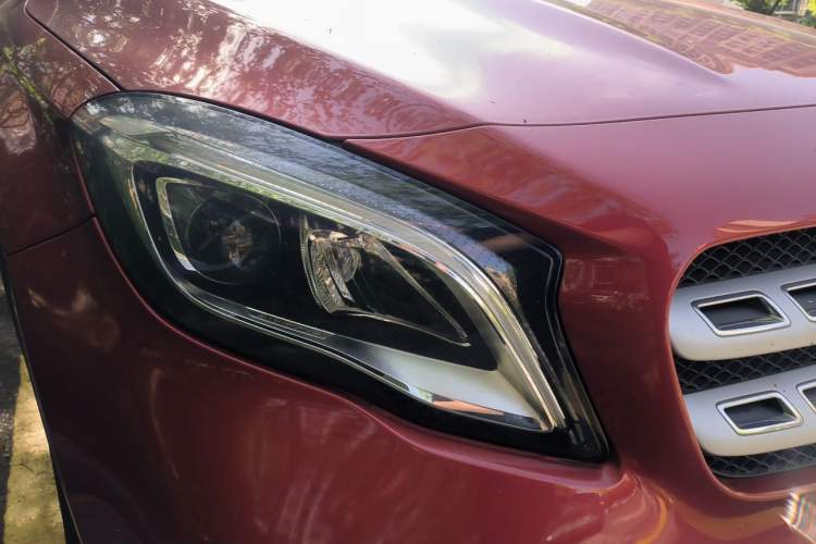Used Mercedes-Benz GLA 2017 GLA 200 Fashion Model Right Front Headlight