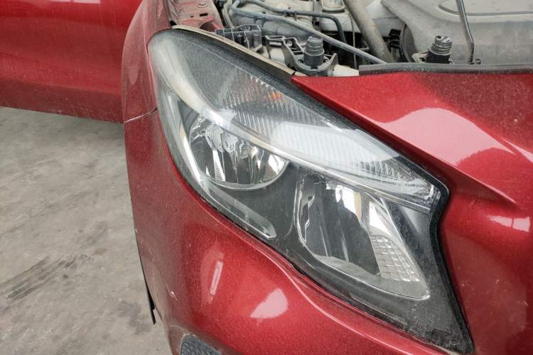 Used Mercedes-Benz GLA 2017 GLA 200 Sport Edition Right Front Headlight