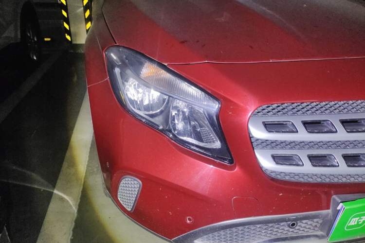 Used Mercedes-Benz GLA 2017 GLA 200 Sport Edition Right Front Headlight