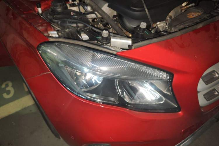 Used Mercedes-Benz GLA 2017 GLA 200 Sport Edition Right Front Headlight