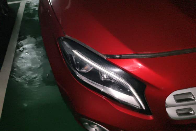 Used Mercedes-Benz GLA 2017 GLA 220 4MATIC Fashion Model Right Front Headlight