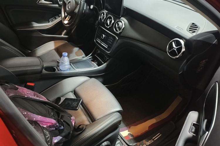 Used Mercedes-Benz GLA 2017 GLA 200 Fashion Model Right Front Seat