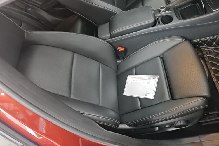 Used Mercedes-Benz GLA 2017 GLA 200 Sport Edition Right Front Seat