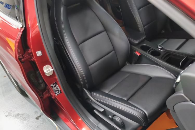 Used Mercedes-Benz GLA 2017 GLA 200 Sport Edition Right Front Seat