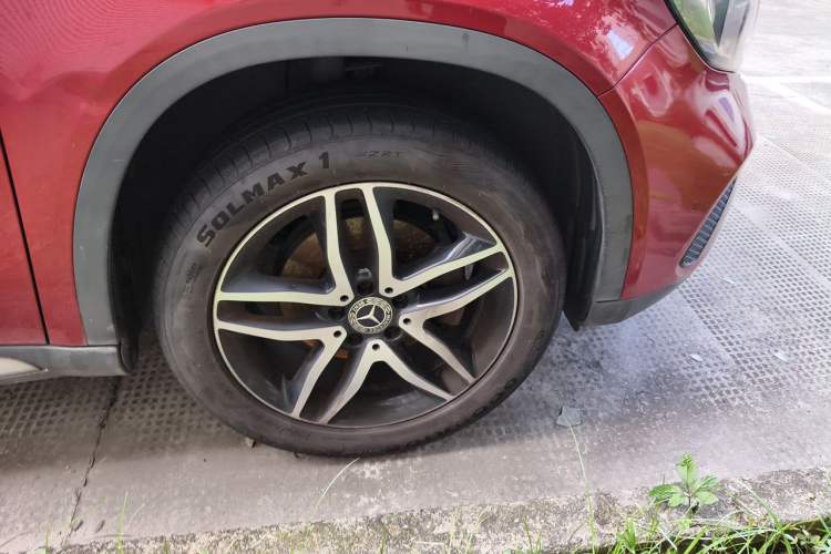 Used Mercedes-Benz GLA 2017 GLA 200 Fashion Model Right Front Wheel Hub